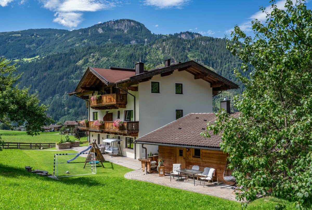 Landhaus Ifangl Mayrhofen Apartments